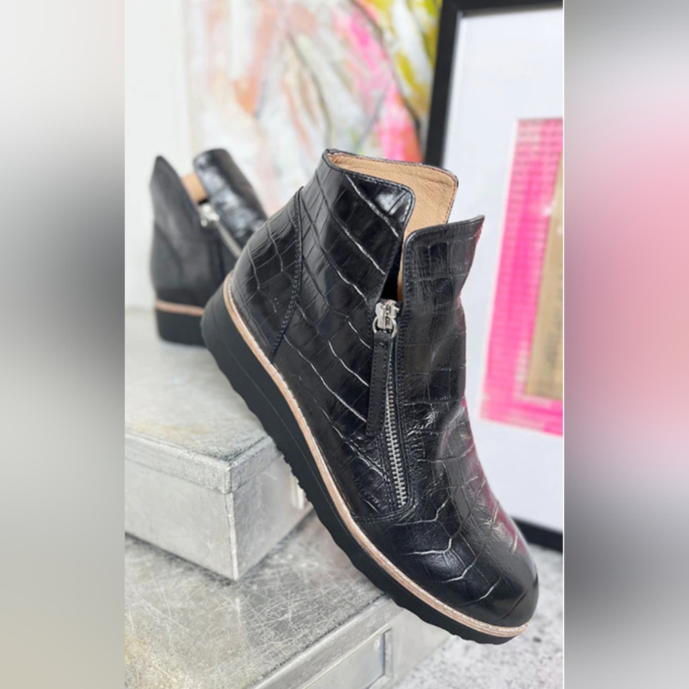 DJANGO & JULIET* 'Ohmyes' Black Double Zip Front Croc Leather Ankle Boot Sz 39 - Picture 4 of 17